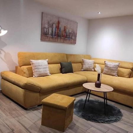 Perla Castellana Apartment Kaštela Екстериор снимка