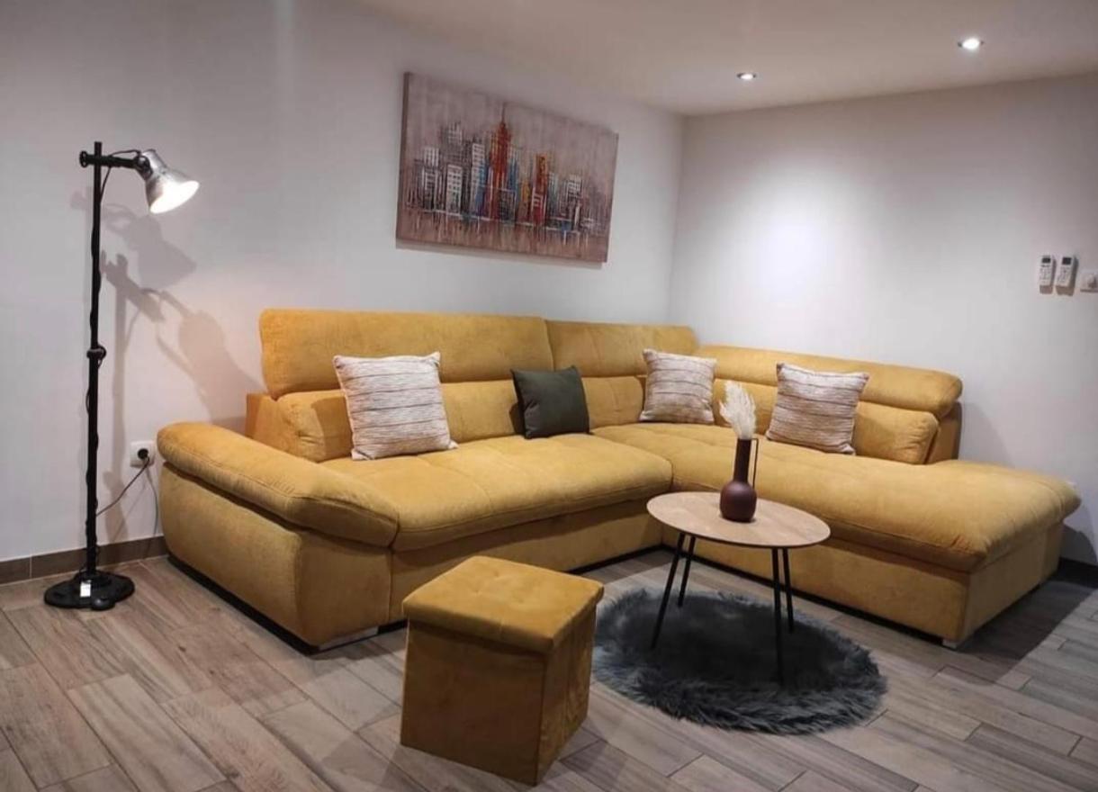 Perla Castellana Apartment Kaštela Екстериор снимка